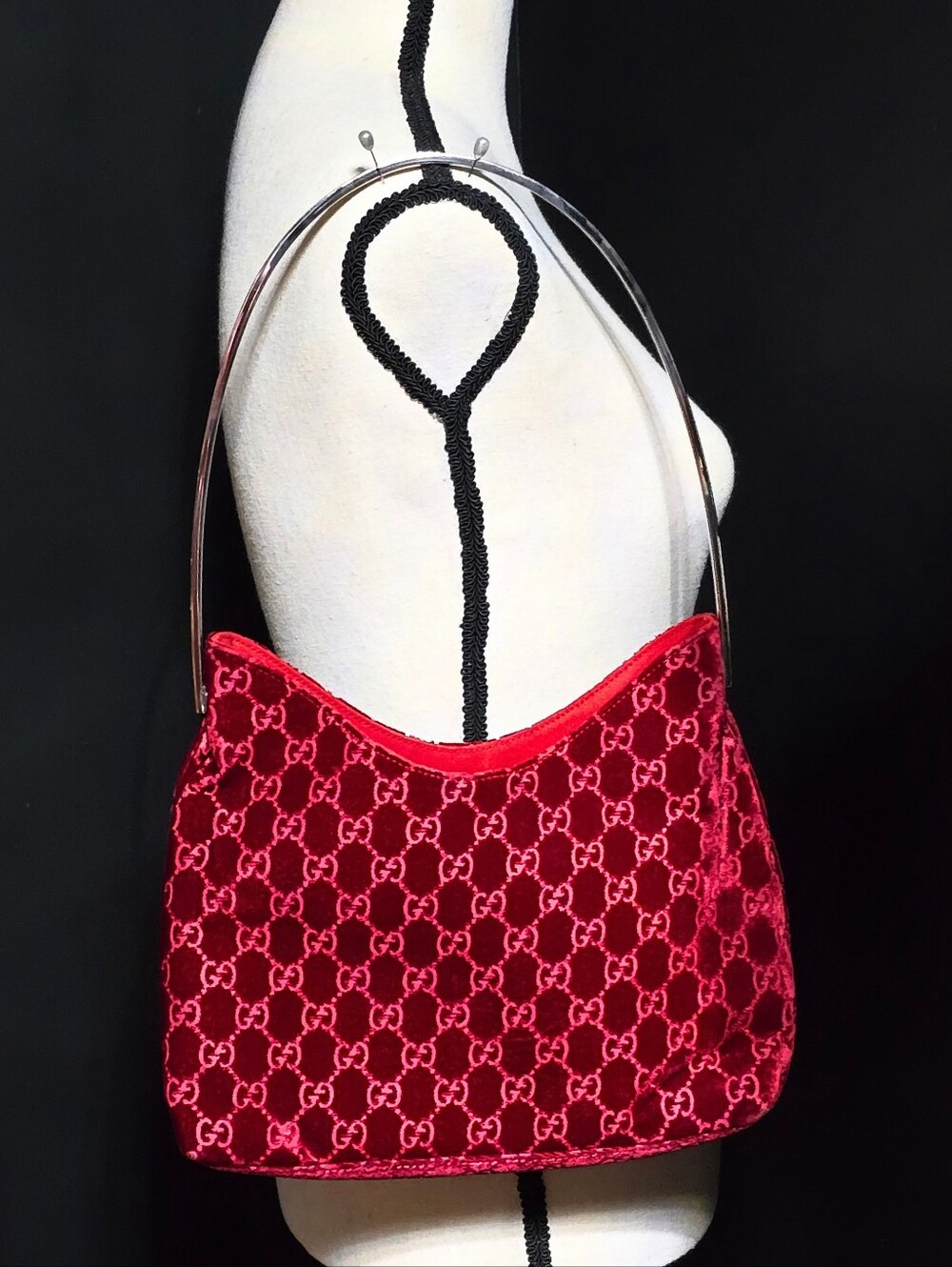 **SOLD*Gucci by Tom Ford 1997 Red Velvet GG Monogram Chrome Handle ASO The Nanny - Picture 15 of 16